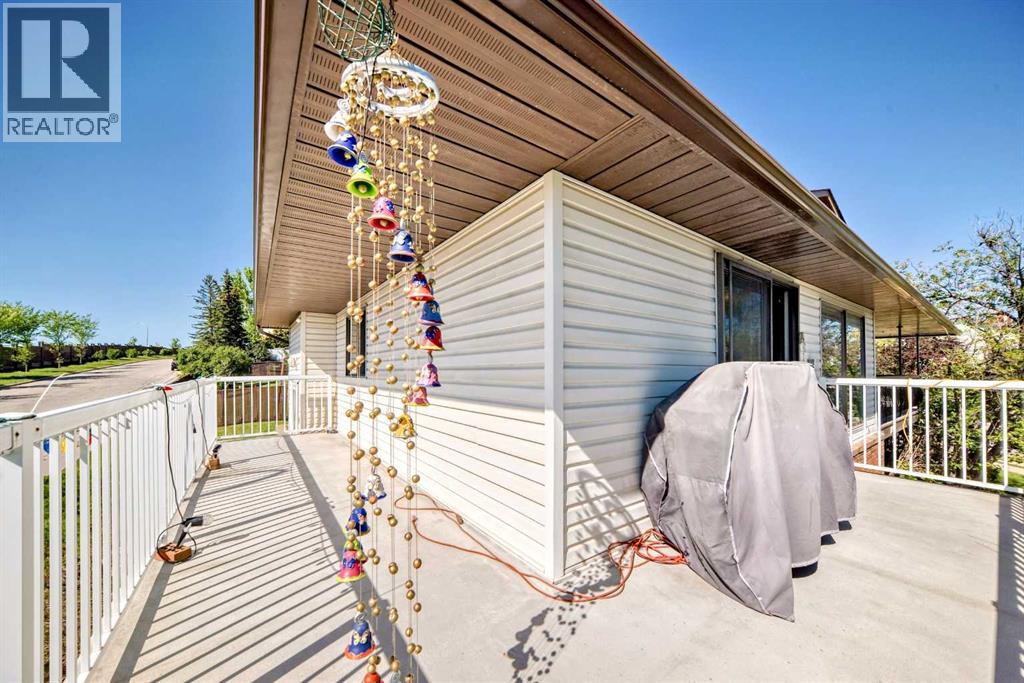 Photo 19 of 131 Ranchlands Court Nw, Calgary AB