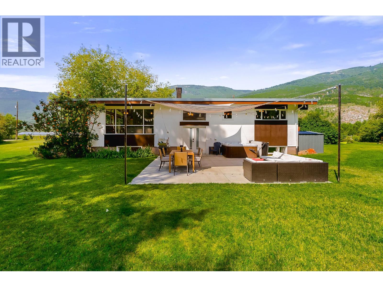 Photo 58 of 7161 50 Avenue Sw, Salmon Arm BC