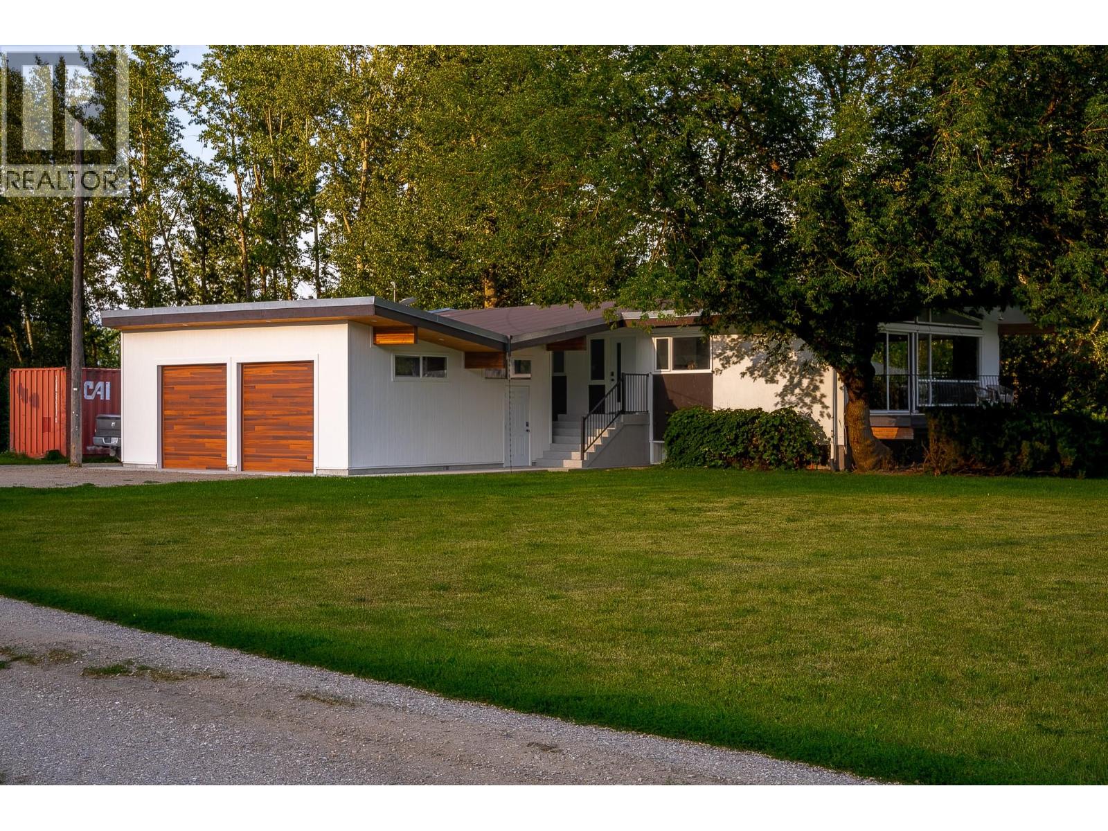 Photo 68 of 7161 50 Avenue Sw, Salmon Arm BC