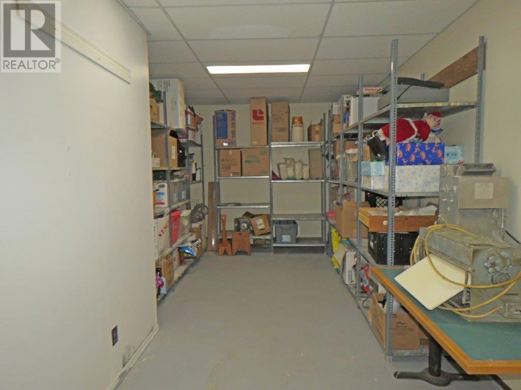 Photo 4 of 41 Simcoe Plaza, Terrace Bay ON