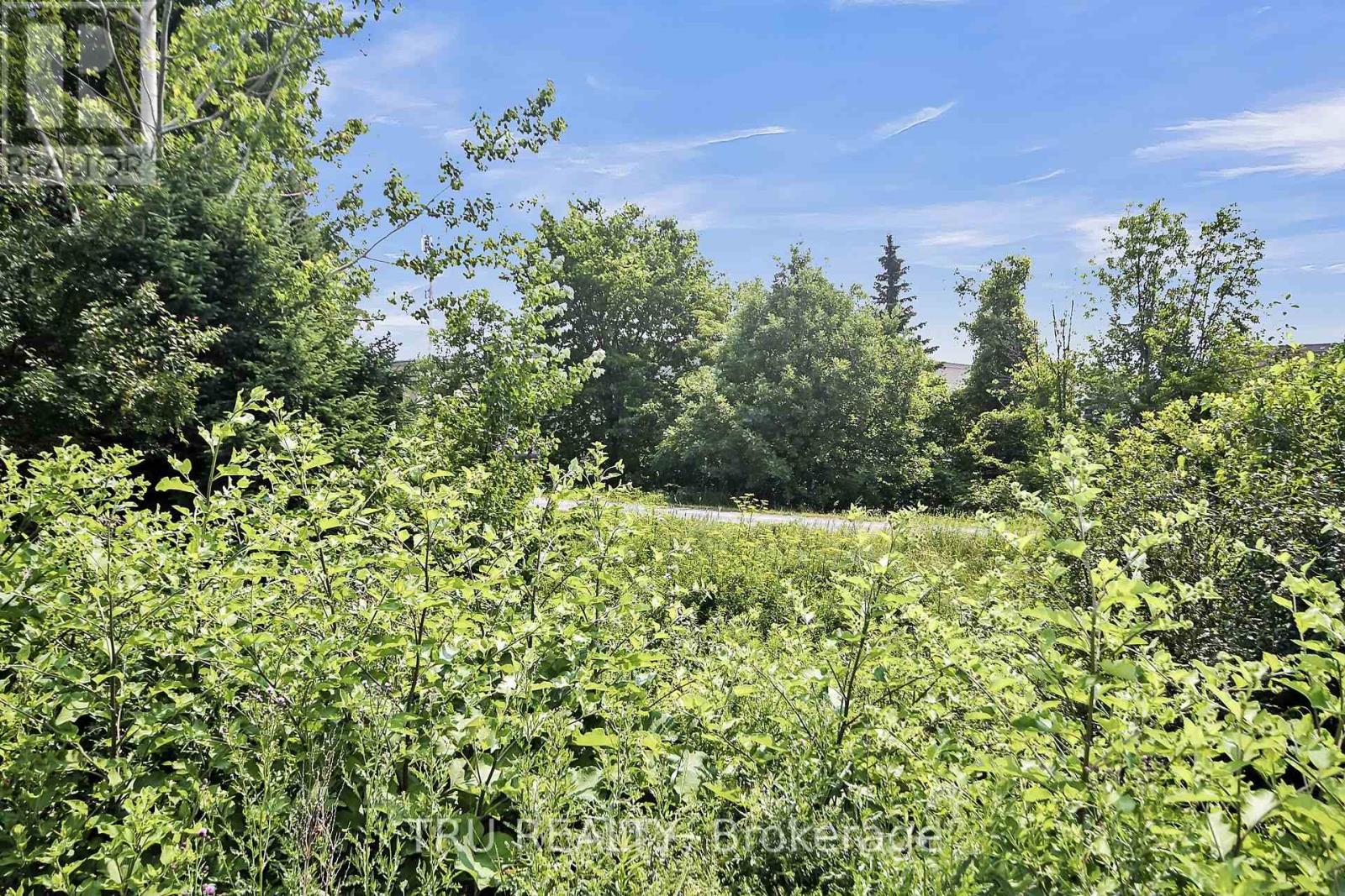 Photo 43 of 132 Rothesay Drive, Ottawa ON