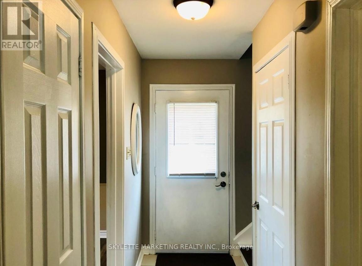 Photo 5 of 264 Homestead Crescent, London North ON