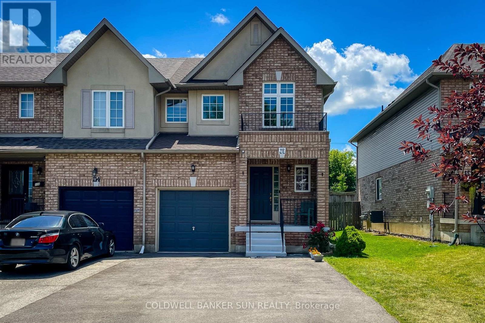 Photo 28 of 112 Meadow Wood Crescent, Hamilton ON