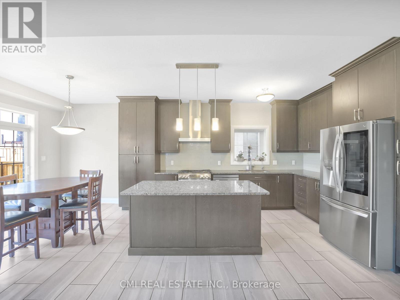 Photo 10 of 150 Blair Creek Drive, Kitchener ON