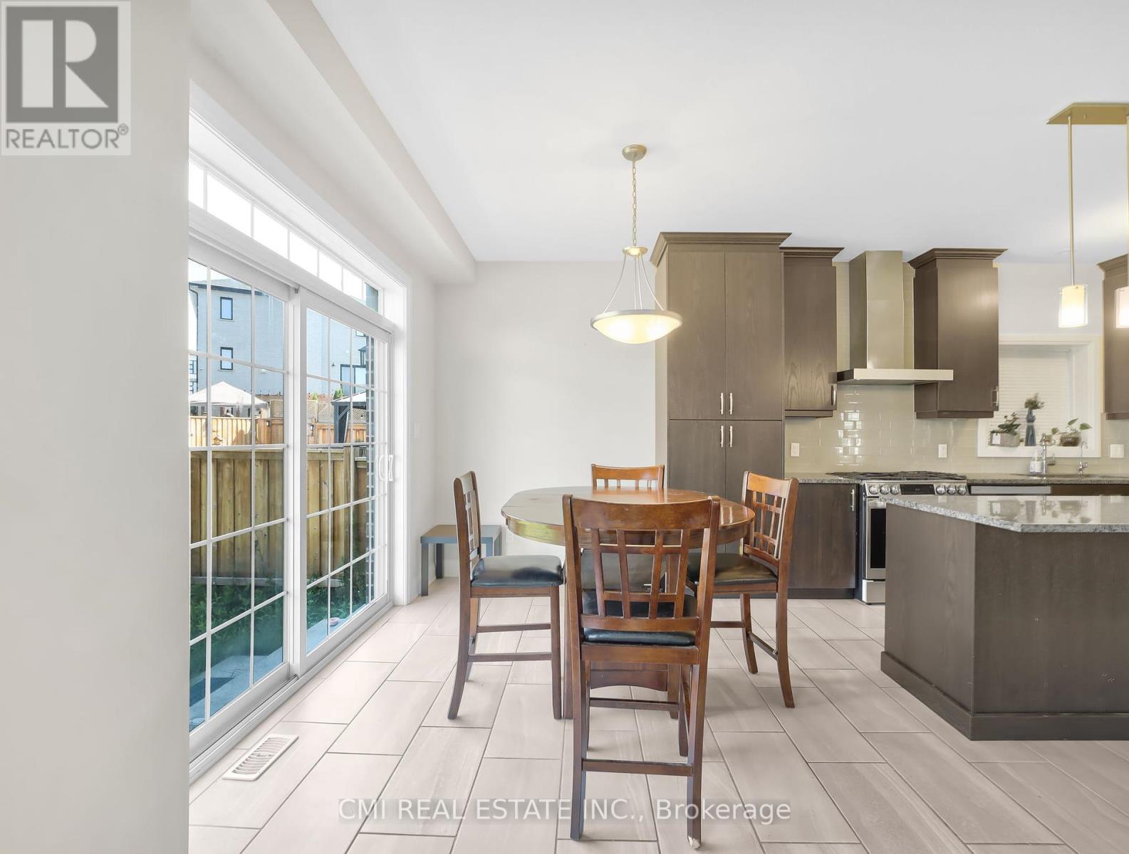 Photo 8 of 150 Blair Creek Drive, Kitchener ON