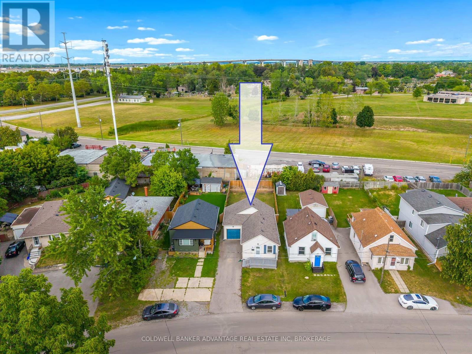 Photo 3 of 51 Rosedale Avenue, St Catharines ON