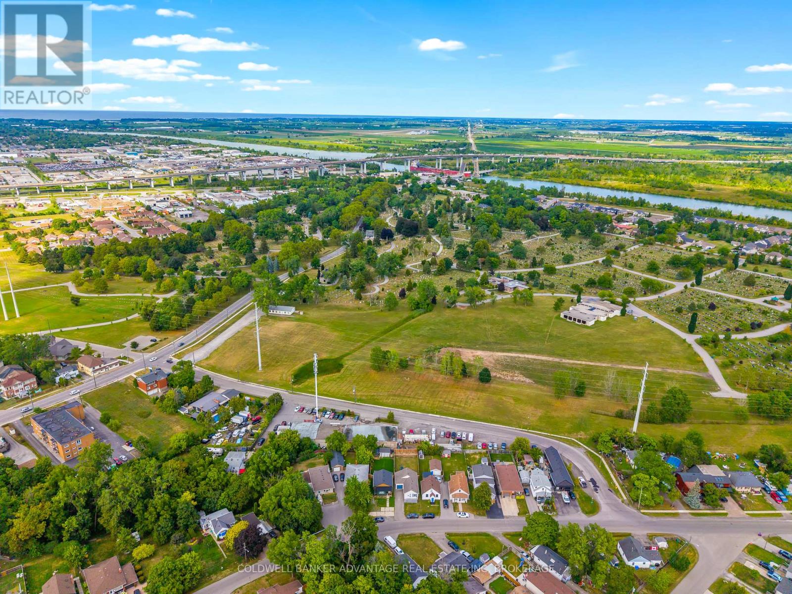 Photo 22 of 51 Rosedale Avenue, St Catharines ON