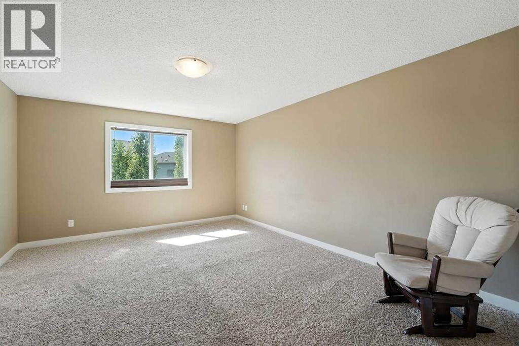 Photo 41 of 124 Kingsbridge Way Se, Airdrie AB
