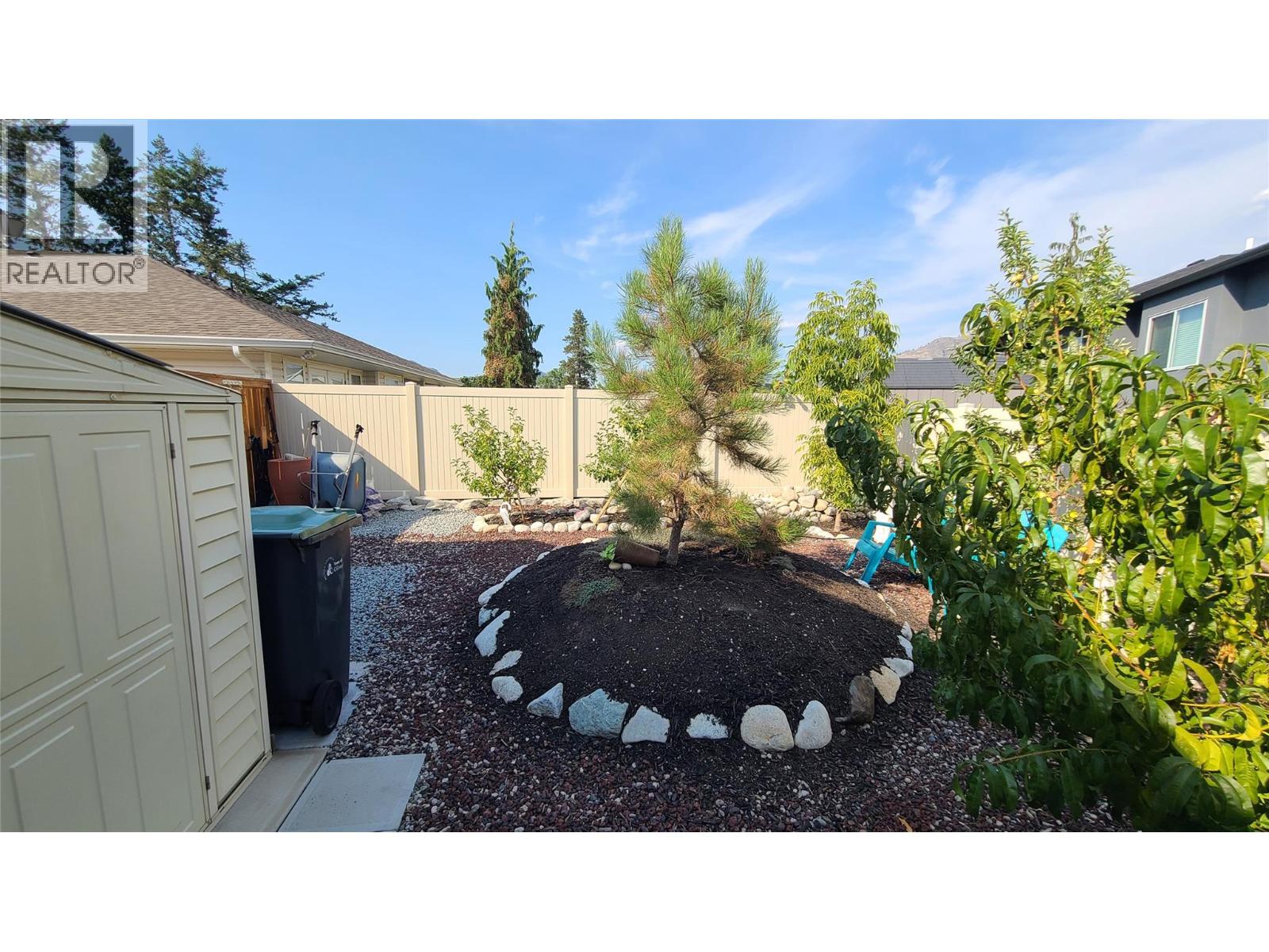  6941 MEADOWS DR Drive, Oliver