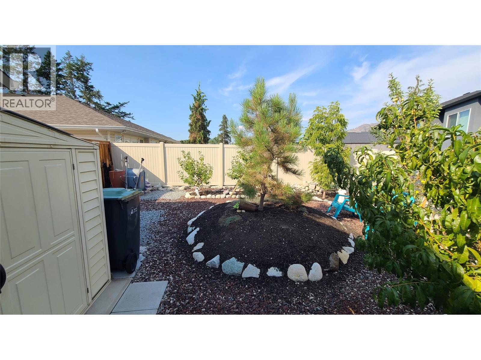  6941 MEADOWS DR Drive, Oliver
