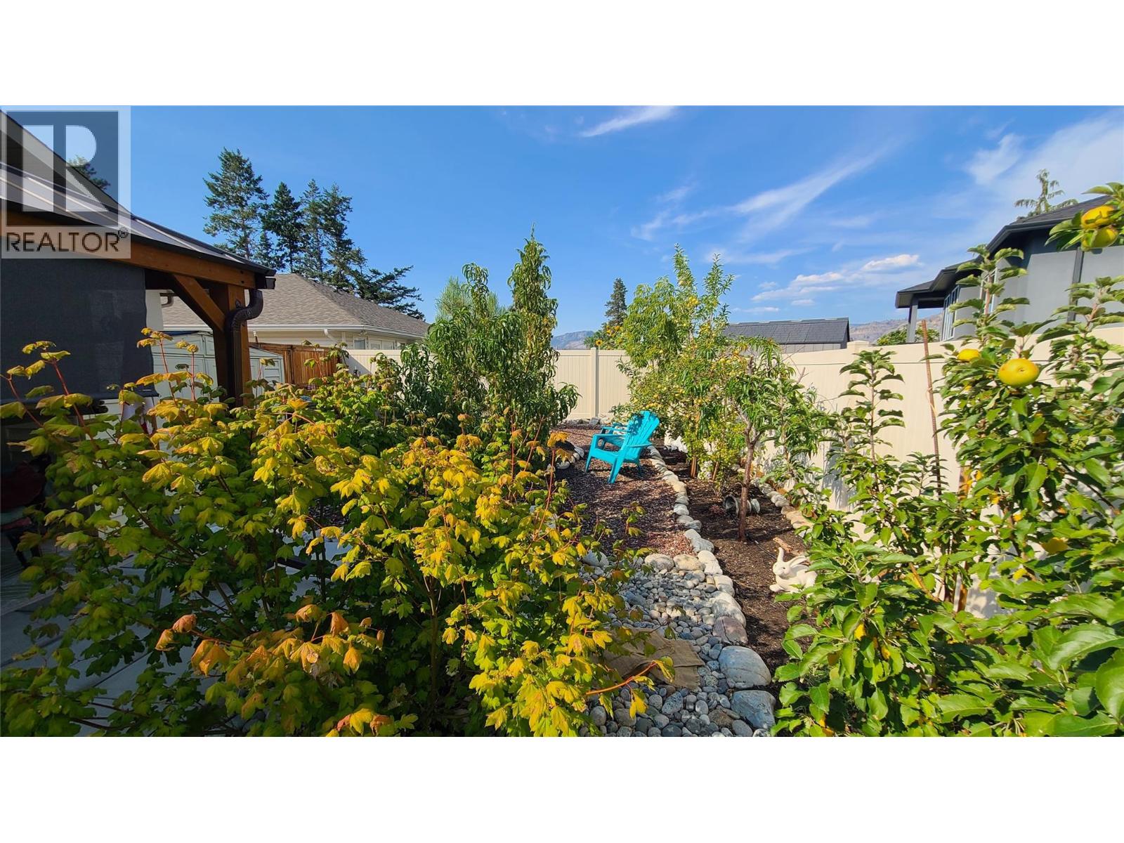  6941 MEADOWS DR Drive, Oliver