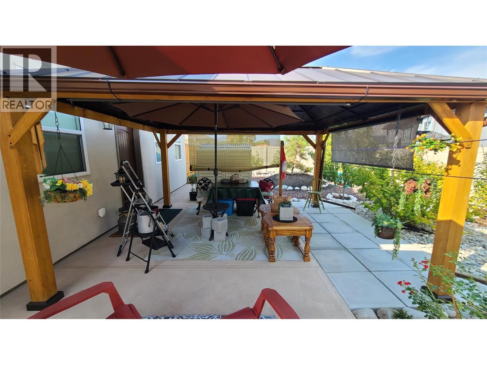  6941 MEADOWS DR Drive, Oliver