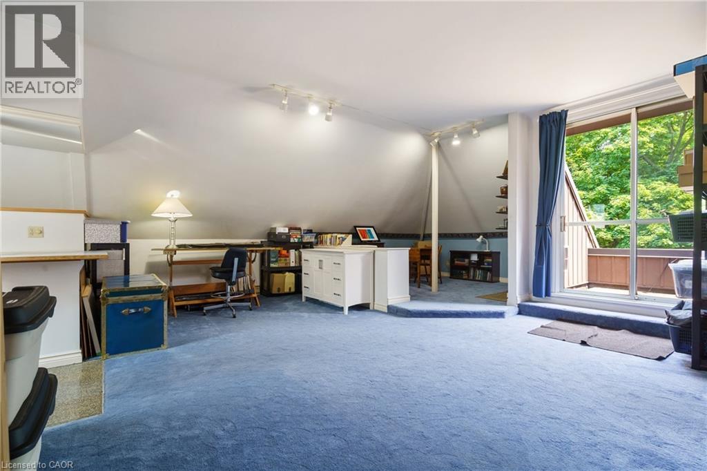 Photo 25 of 275 Cumberland Avenue, Hamilton ON