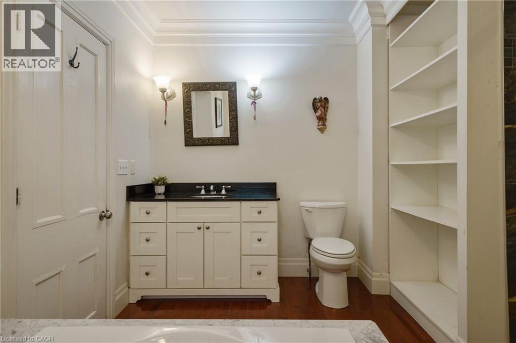 Photo 31 of 275 Cumberland Avenue, Hamilton ON