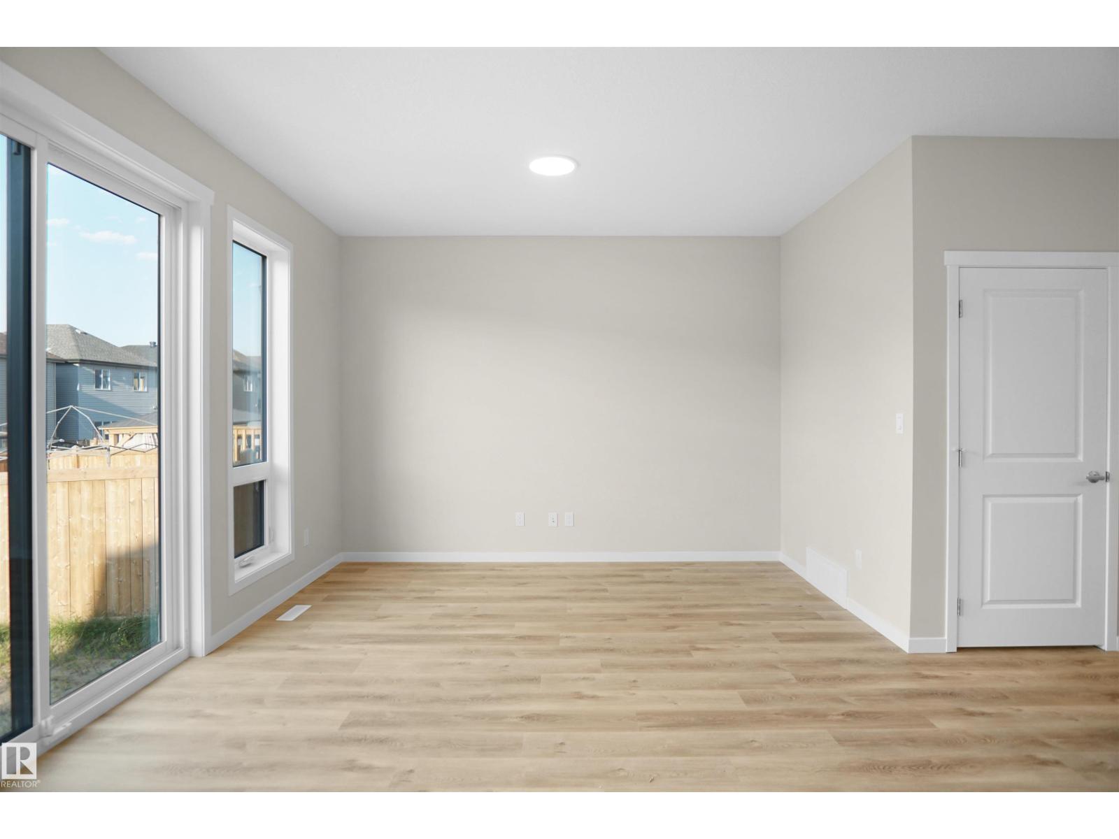 Photo 16 of 22830 95 A Av Nw, Edmonton AB