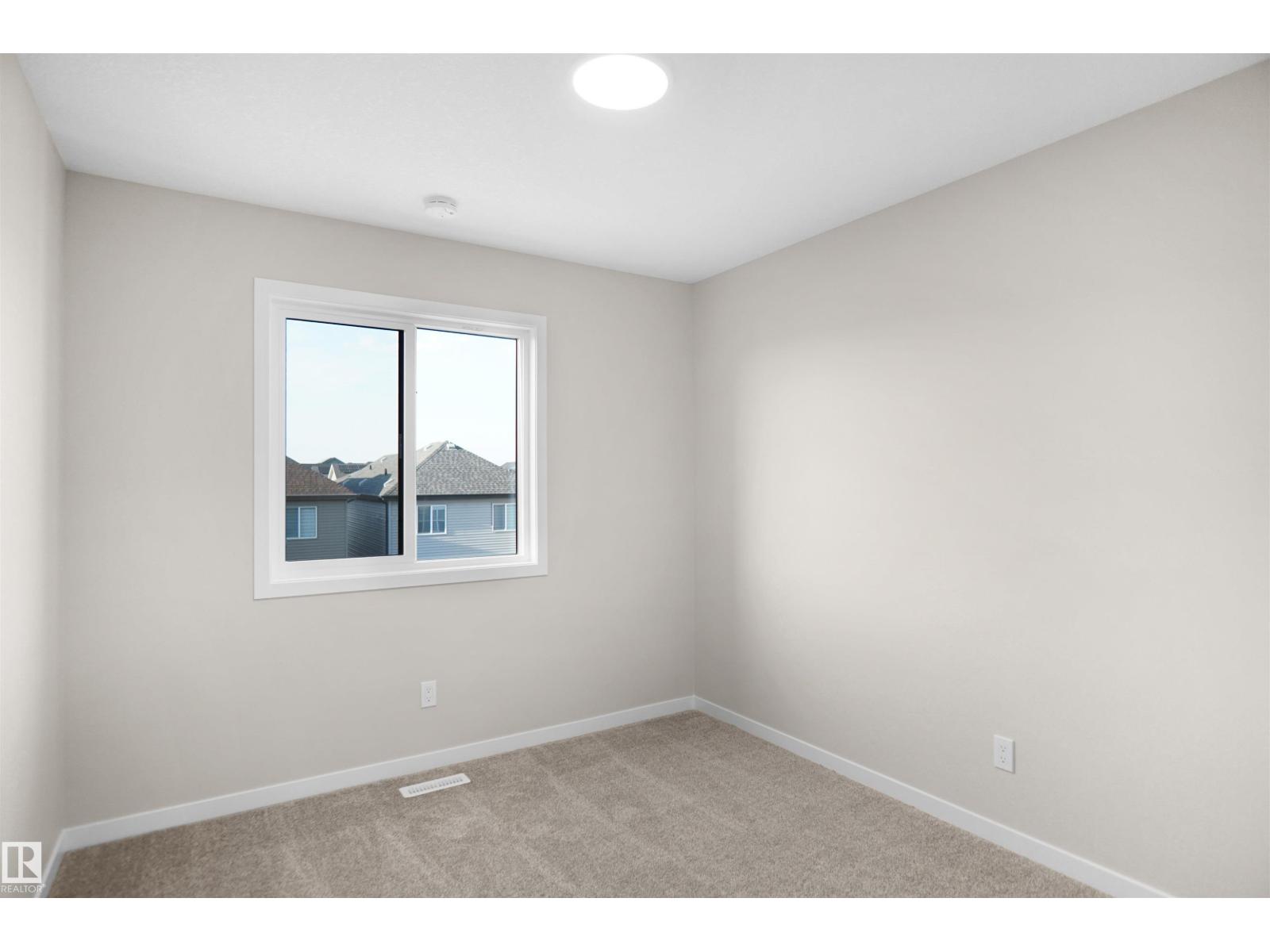 Photo 4 of 22830 95 A Av Nw, Edmonton AB