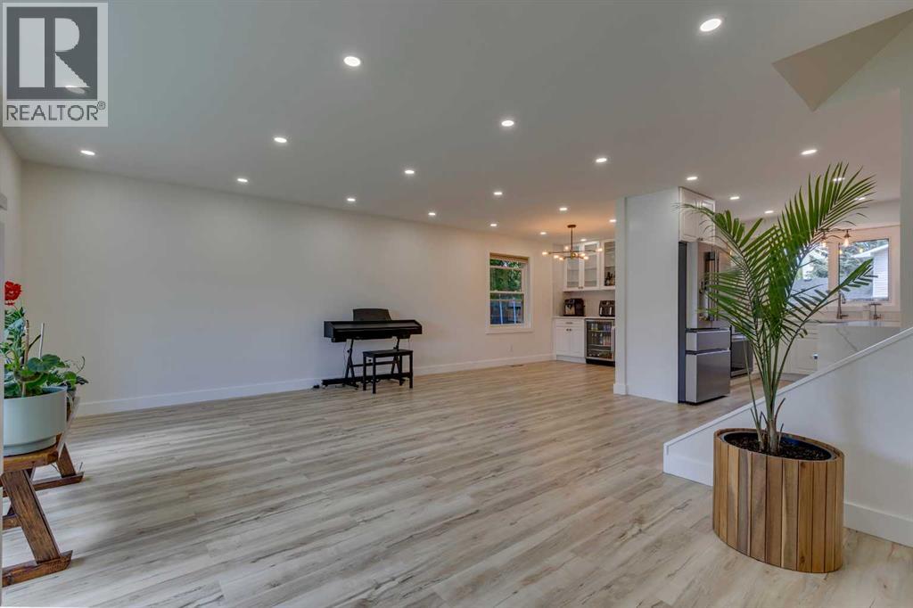 Single Family House for Sale in  Brookmere Bay SW Braeside Calgary 