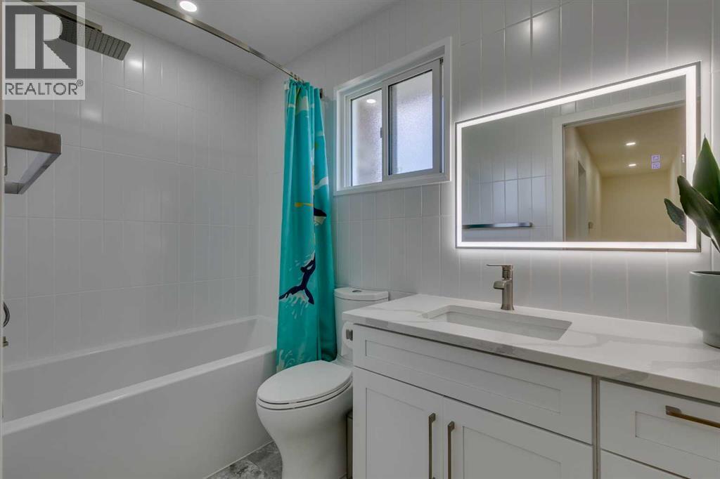 Single Family House for Sale in  Brookmere Bay SW Braeside Calgary 