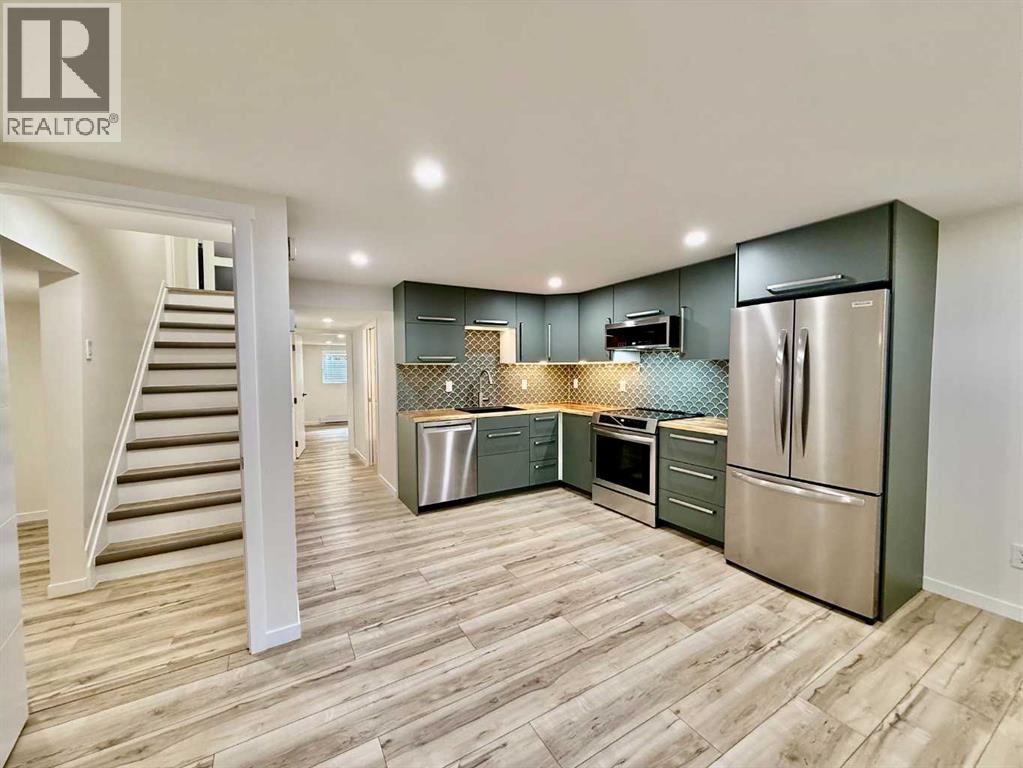 Single Family House for Sale in  Brookmere Bay SW Braeside Calgary 