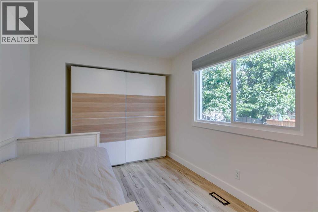 Single Family House for Sale in  Brookmere Bay SW Braeside Calgary 