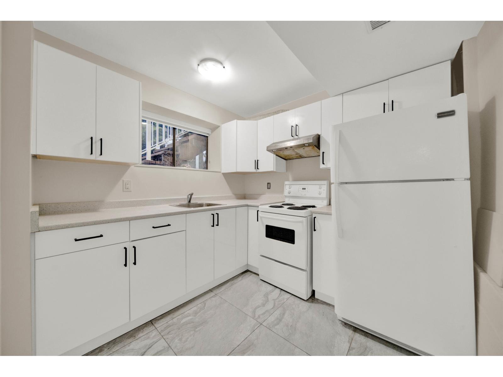 Photo 18 of 11715 83 A Avenue, Delta BC