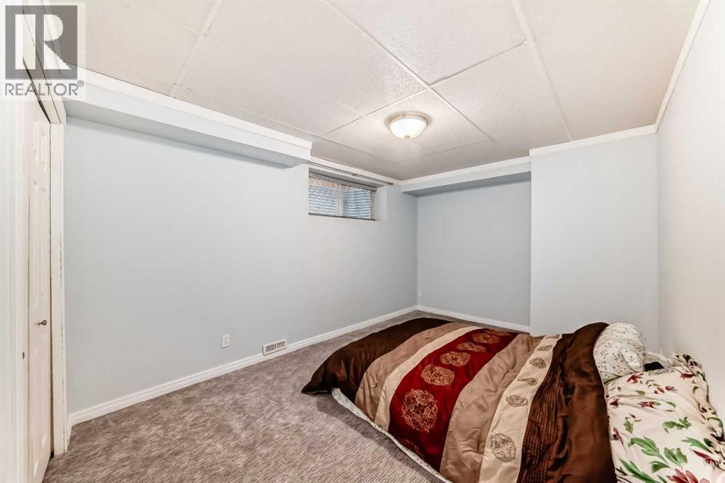 Photo 19 of 125 New Brighton Manor Se, Calgary AB