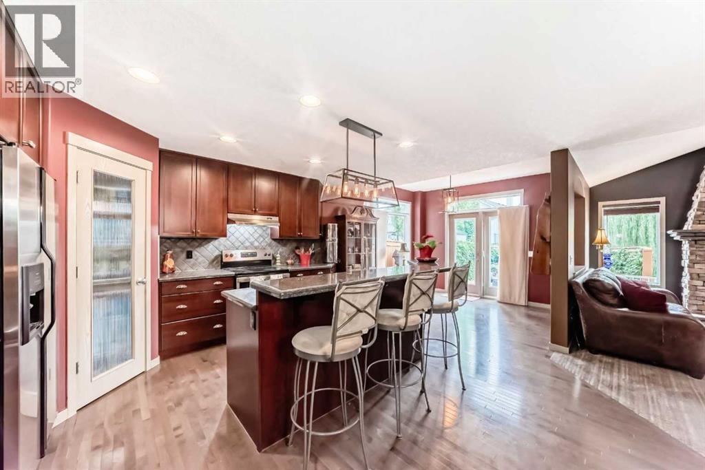 Photo 36 of 125 New Brighton Manor Se, Calgary AB