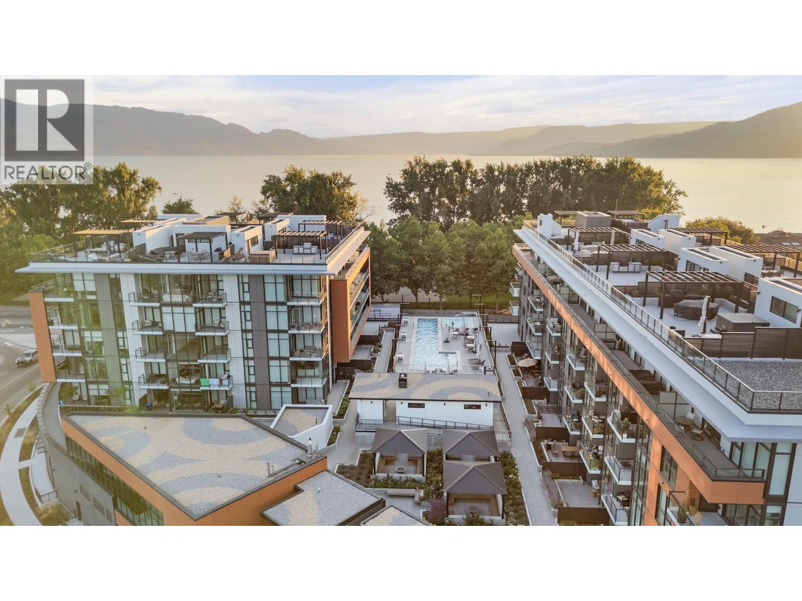 N313 3389 Lakeshore Road, Kelowna