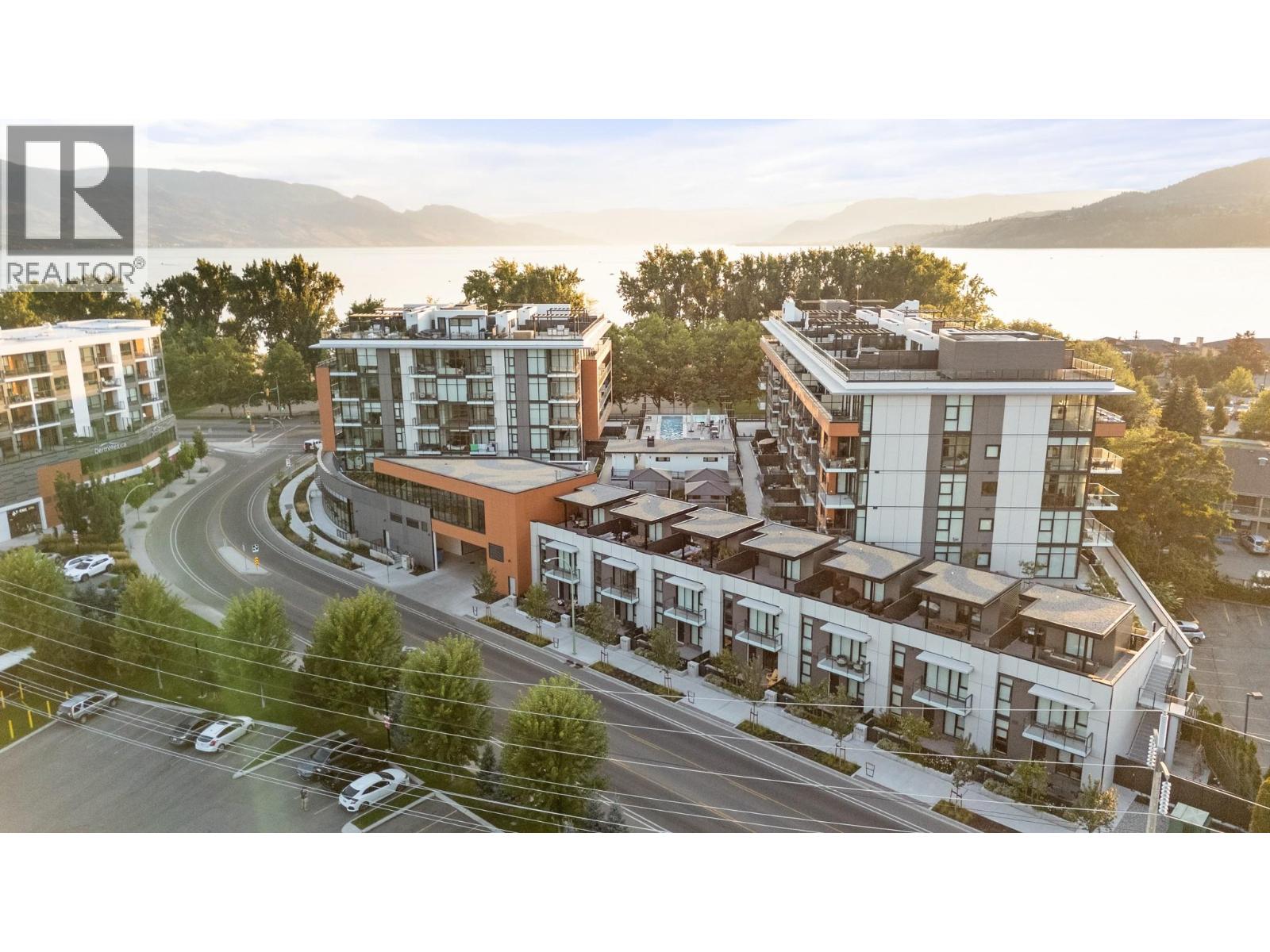 N313 3389 Lakeshore Road, Kelowna
