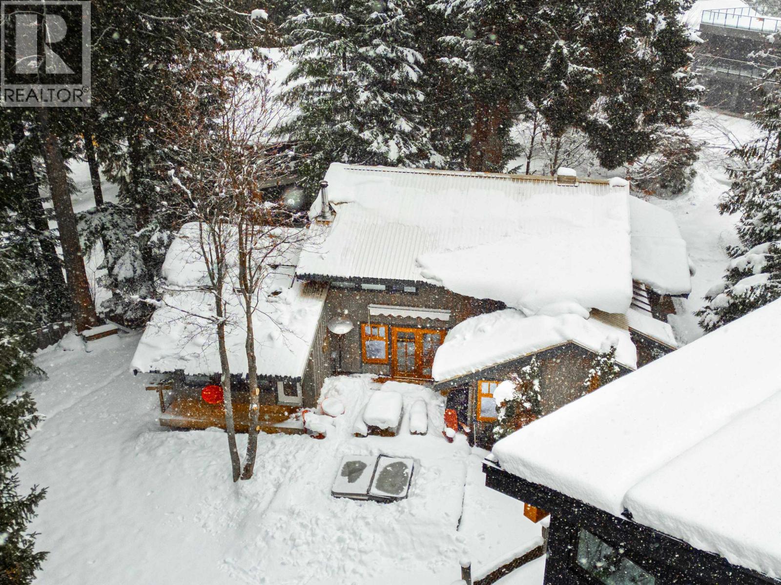 6411 EASY STREET, Whistler