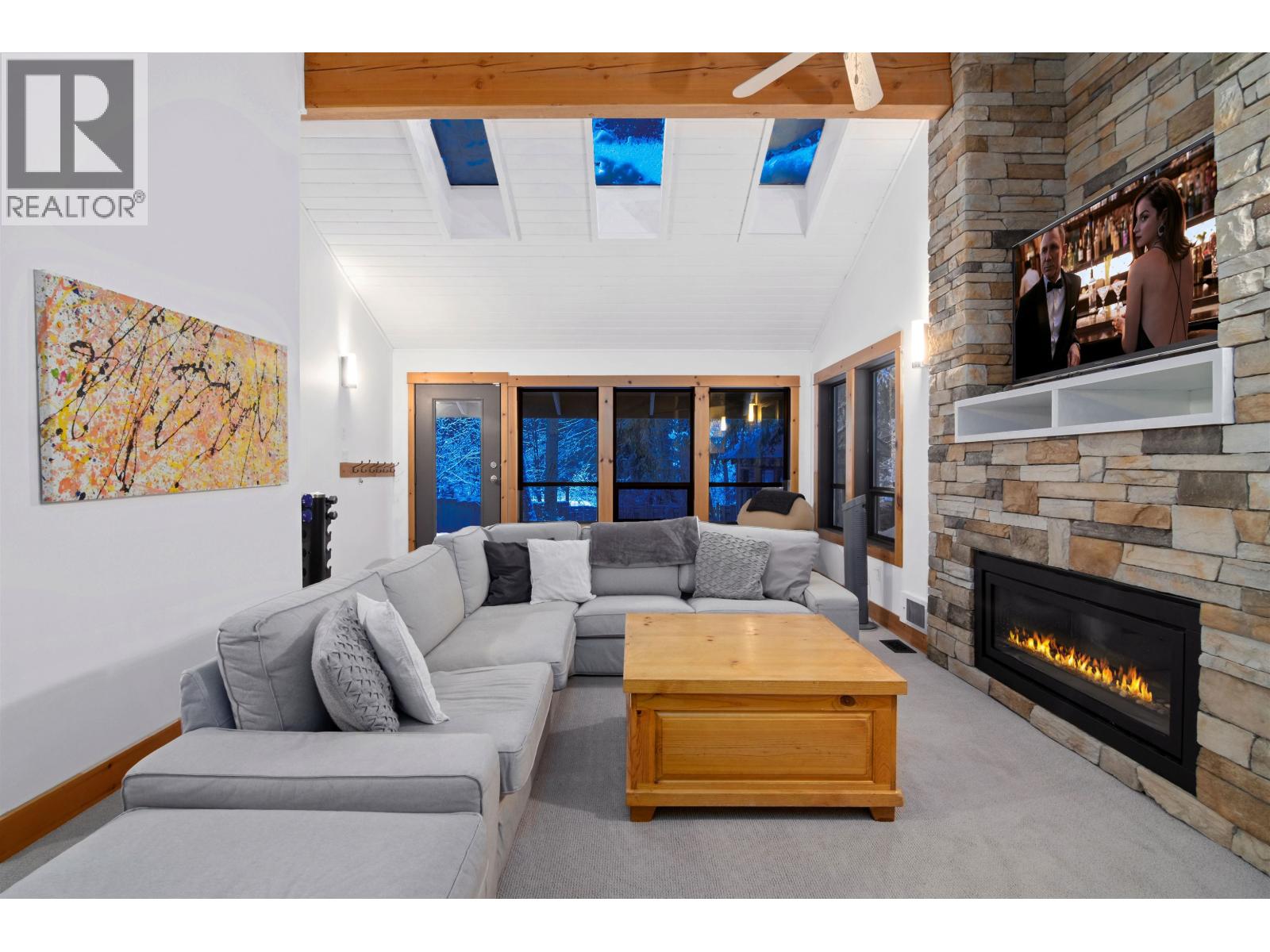 6411 EASY STREET, Whistler