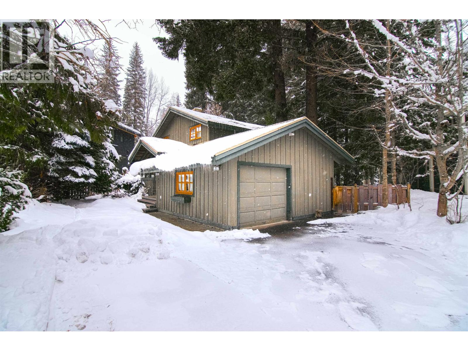 6411 EASY STREET, Whistler