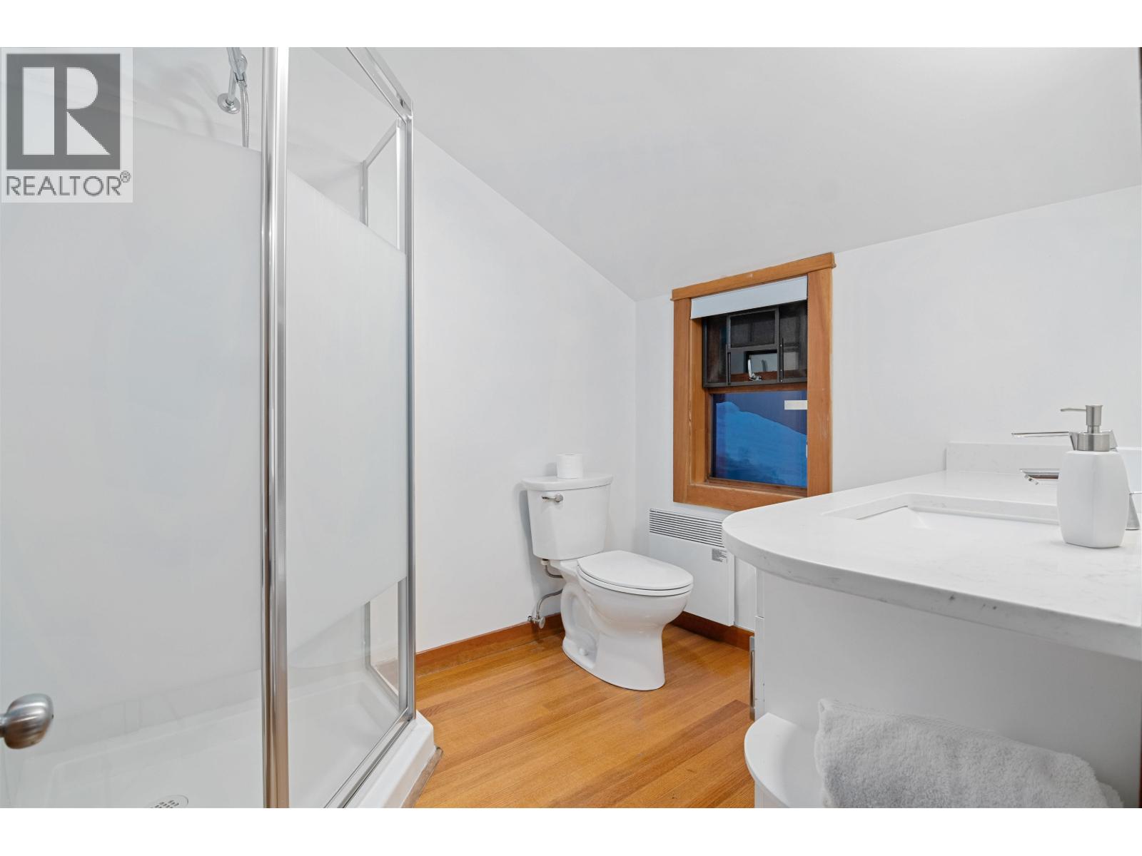 6411 EASY STREET, Whistler