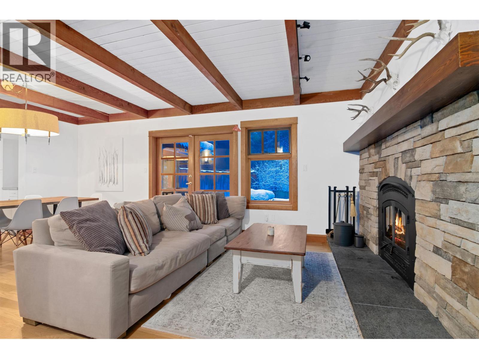 6411 EASY STREET, Whistler