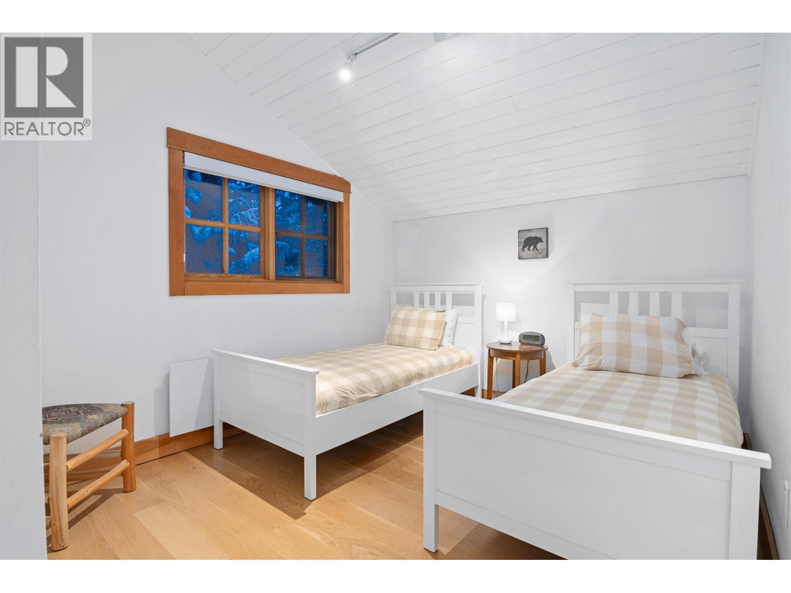 6411 EASY STREET, Whistler