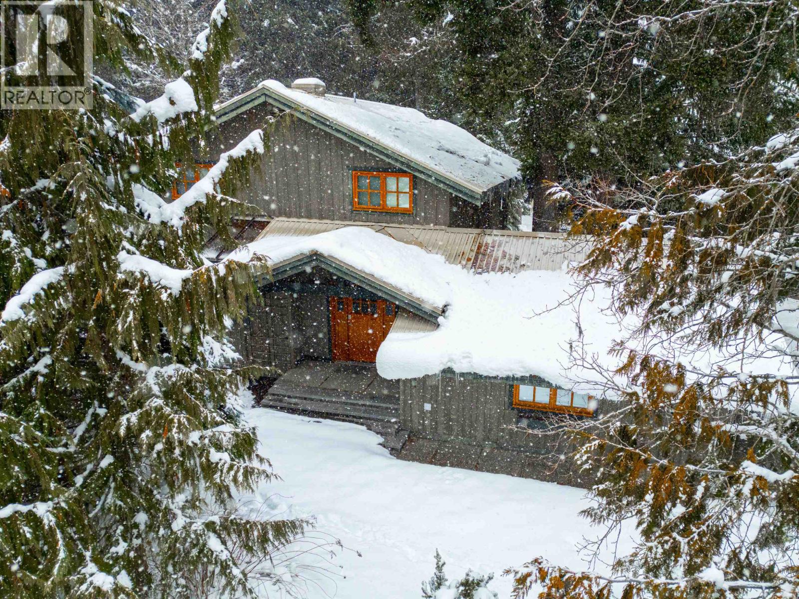6411 EASY STREET, Whistler