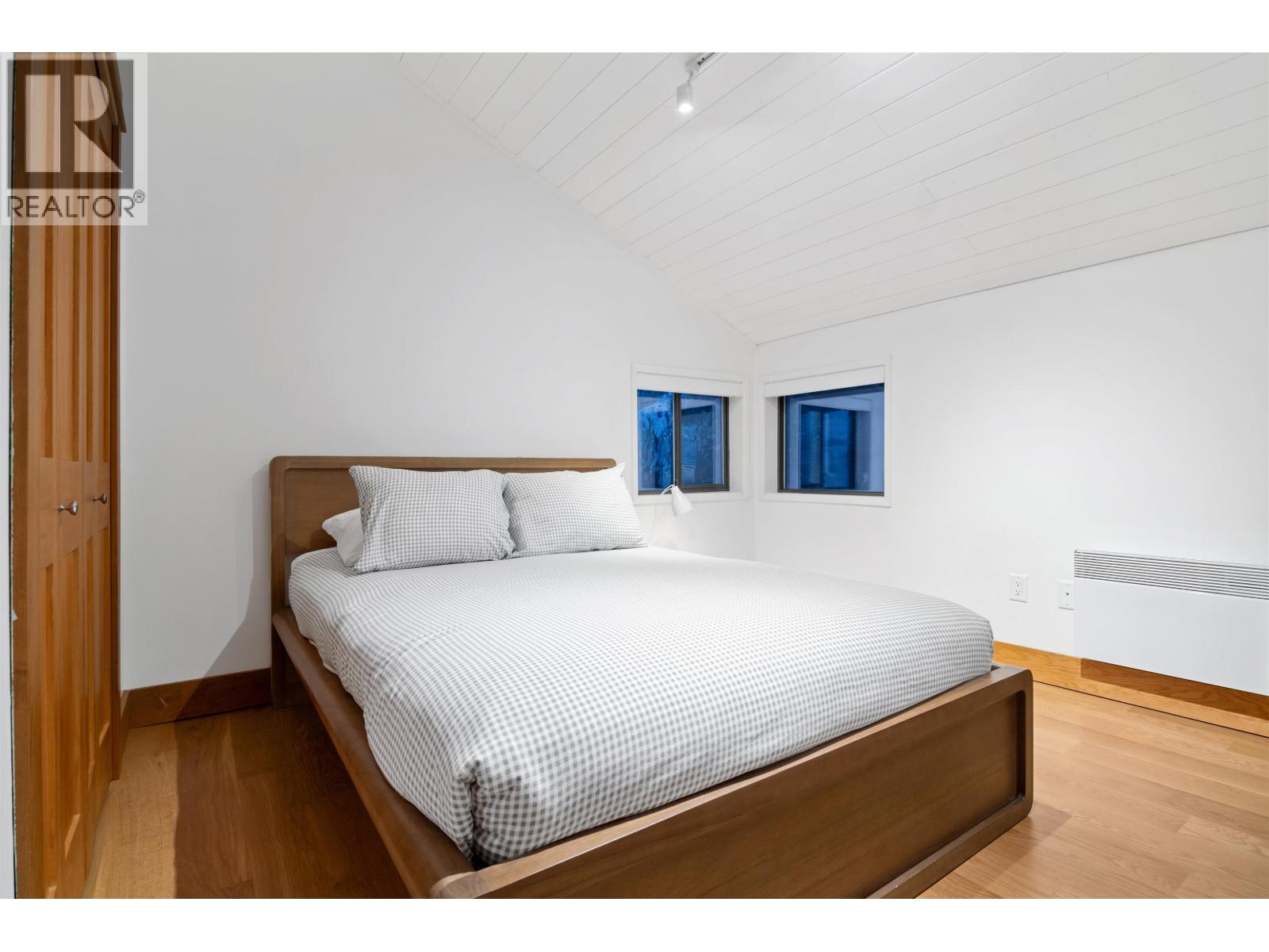 6411 EASY STREET, Whistler