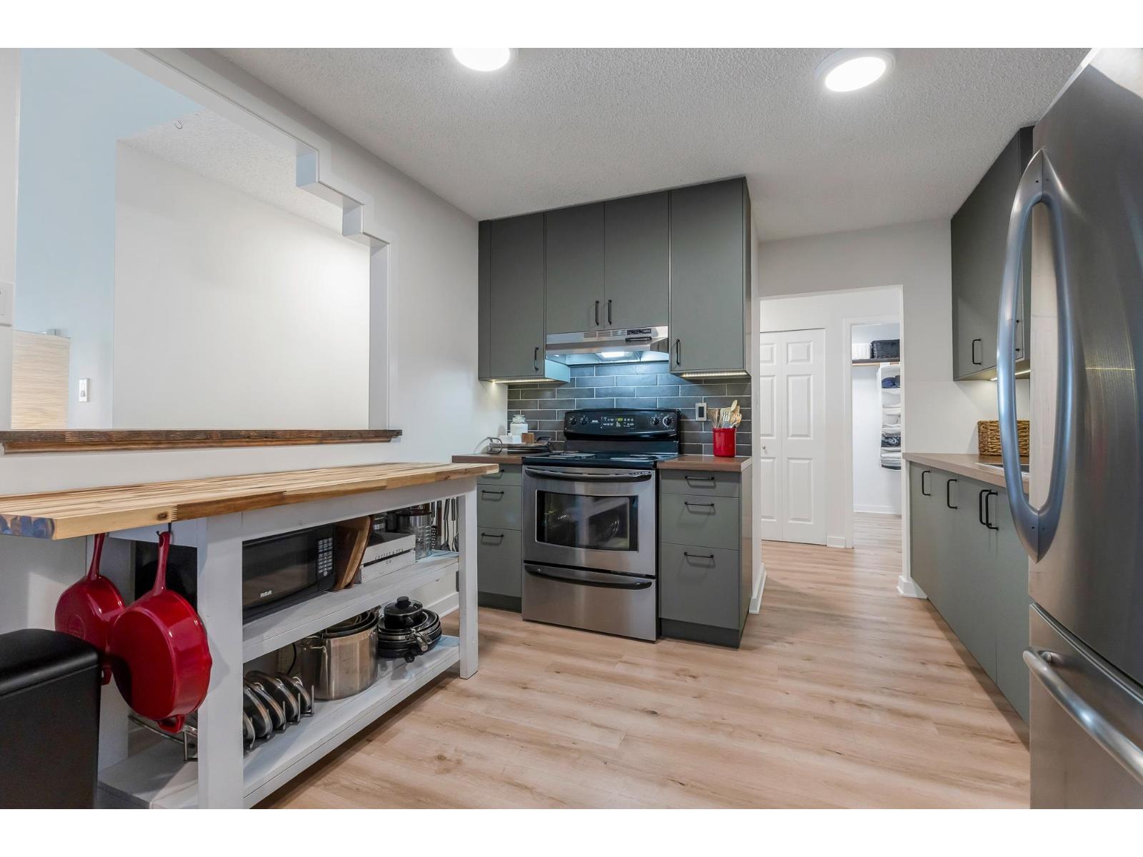 Photo 6 of 310 33400 Bourquin Place, Abbotsford BC