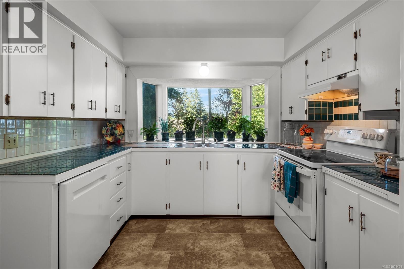Photo 21 of 6184 Alington Rd, Duncan BC