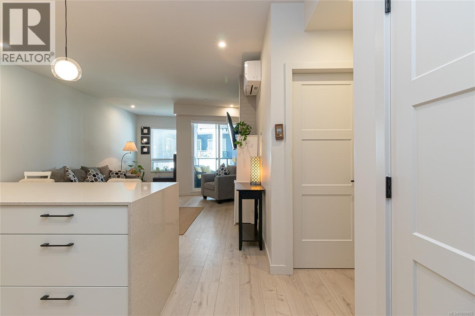 Photo 6 of 208 958 Pharoah Mews, Langford BC