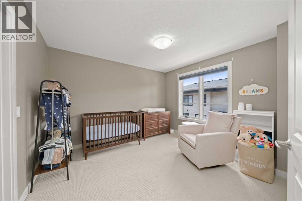 Photo 2 of 222 Aspen Hills Villas Sw, Calgary AB