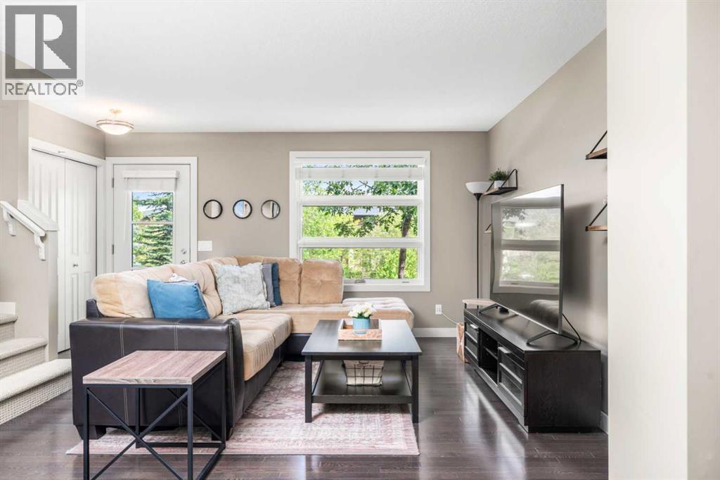 Photo 9 of 222 Aspen Hills Villas Sw, Calgary AB