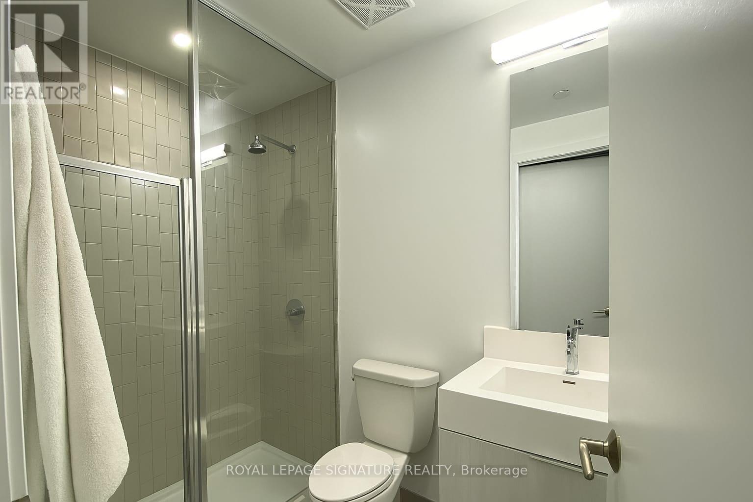 Photo 6 of E 406 130 River Street, Toronto ON