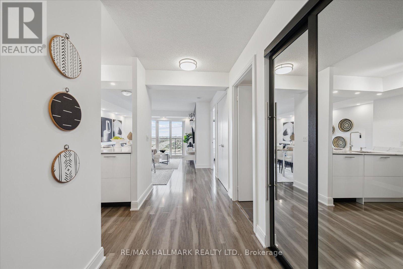 Photo 9 of 3006 125 Village Green Square, Toronto ON