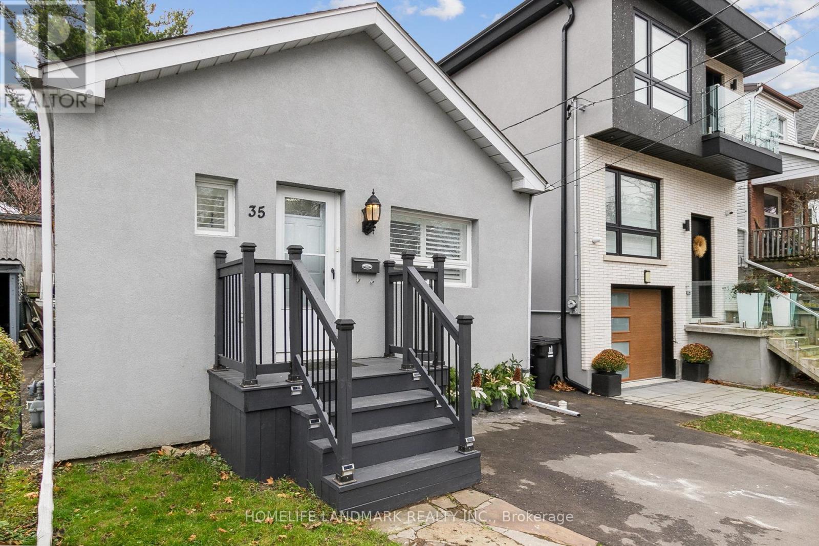 Photo 7 of 35 Wallington Avenue, Toronto ON