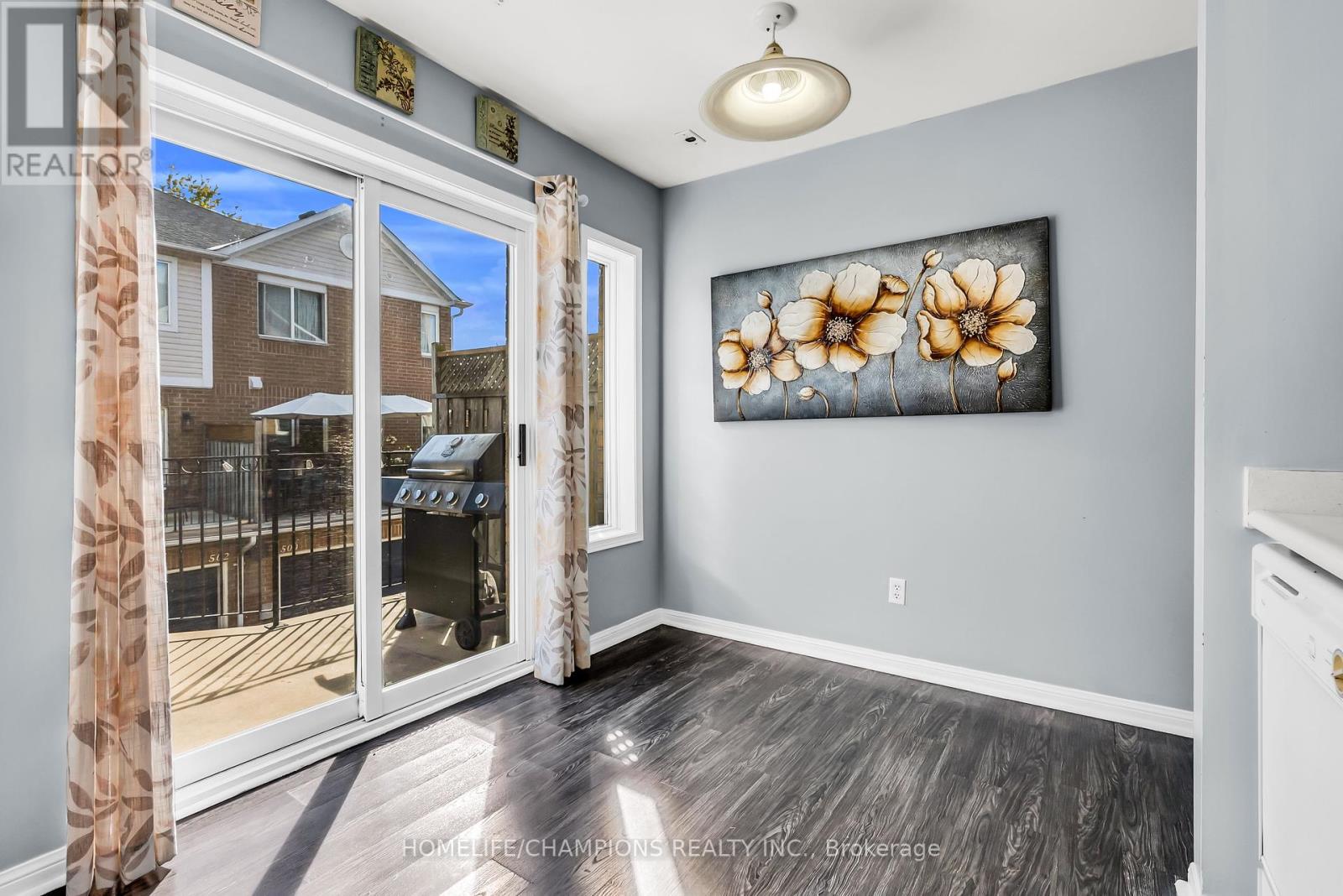 Photo 21 of 119 83 Mondeo Drive, Toronto ON