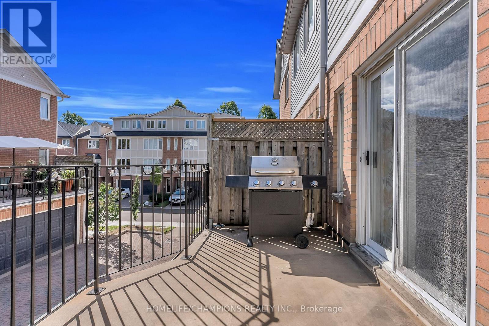 Photo 22 of 119 83 Mondeo Drive, Toronto ON