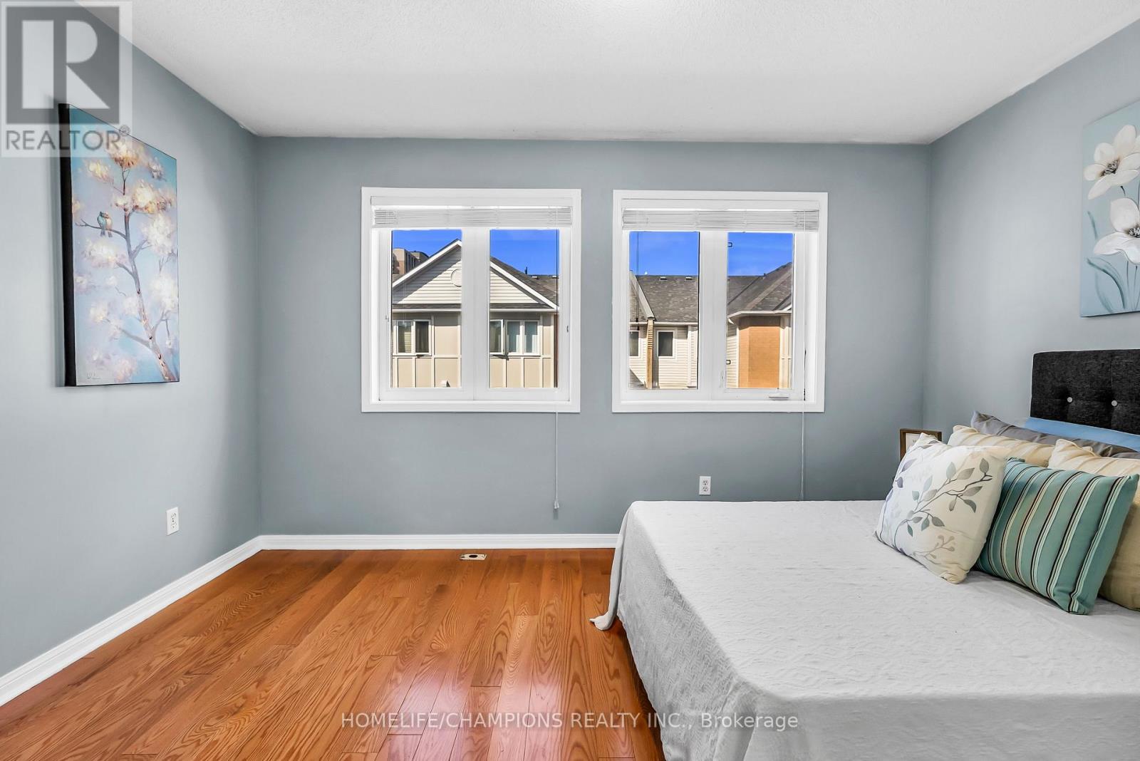 Photo 33 of 119 83 Mondeo Drive, Toronto ON