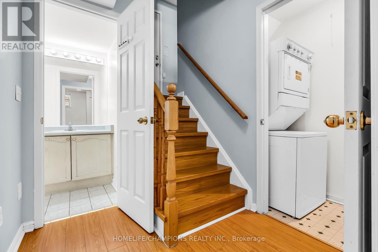 Photo 37 of 119 83 Mondeo Drive, Toronto ON
