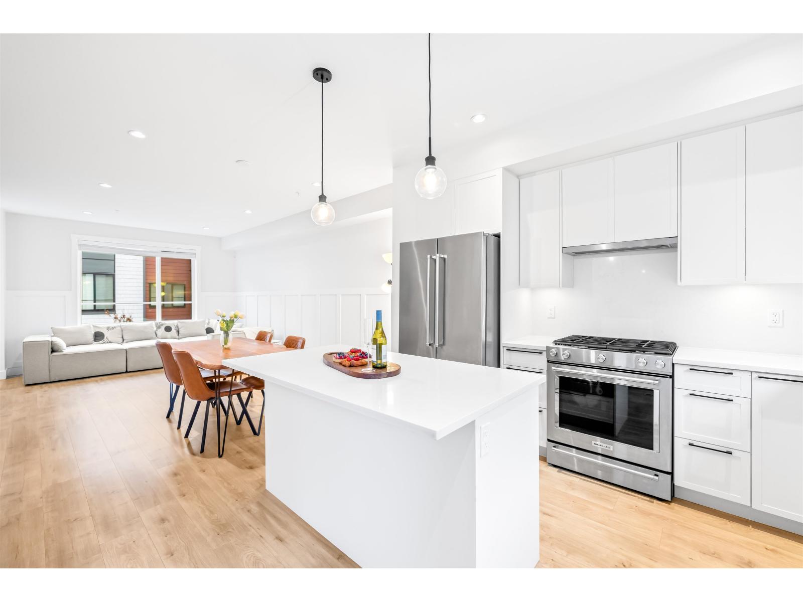 Photo 1 of 18 19897 75 A Avenue, Langley BC